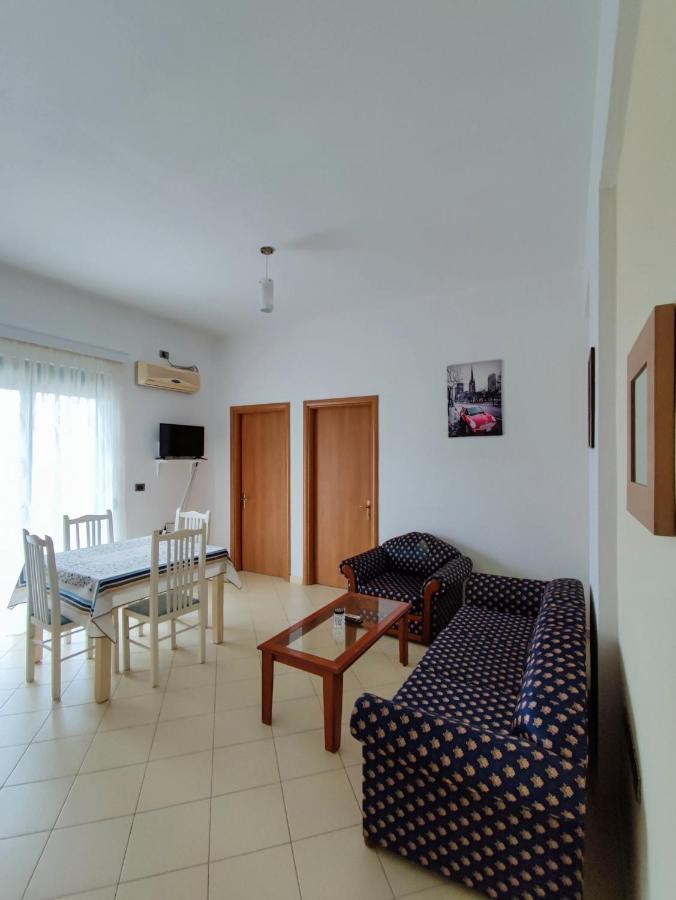 El Rio Apartments Σαράντα Εξωτερικό φωτογραφία