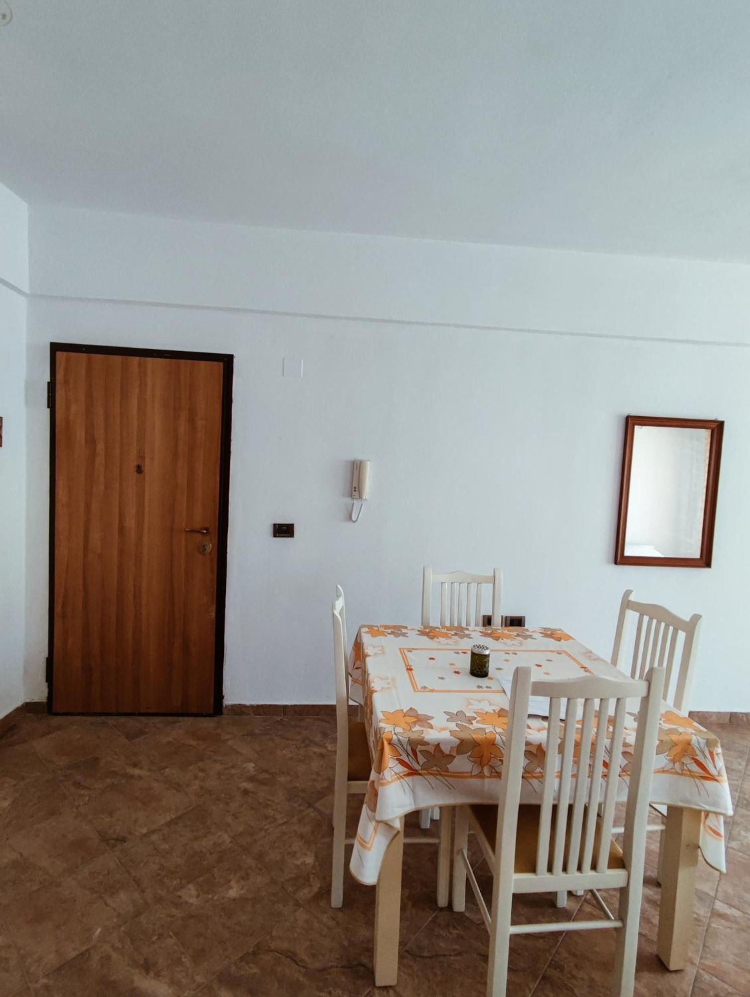 El Rio Apartments Σαράντα Δωμάτιο φωτογραφία
