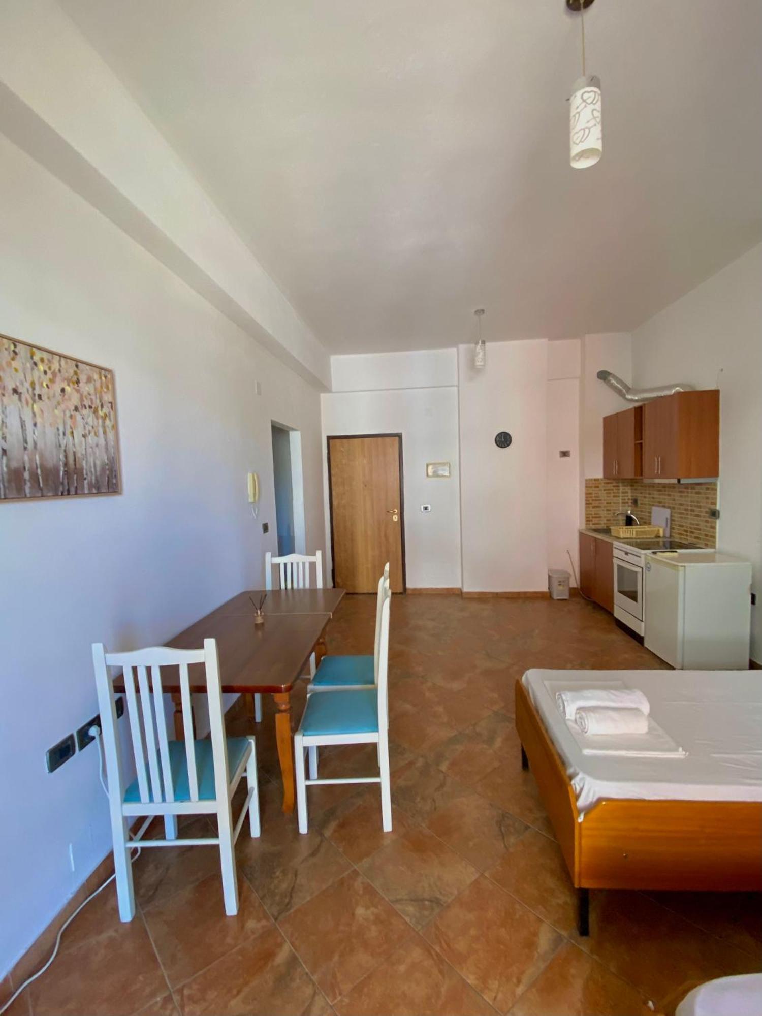 El Rio Apartments Σαράντα Εξωτερικό φωτογραφία